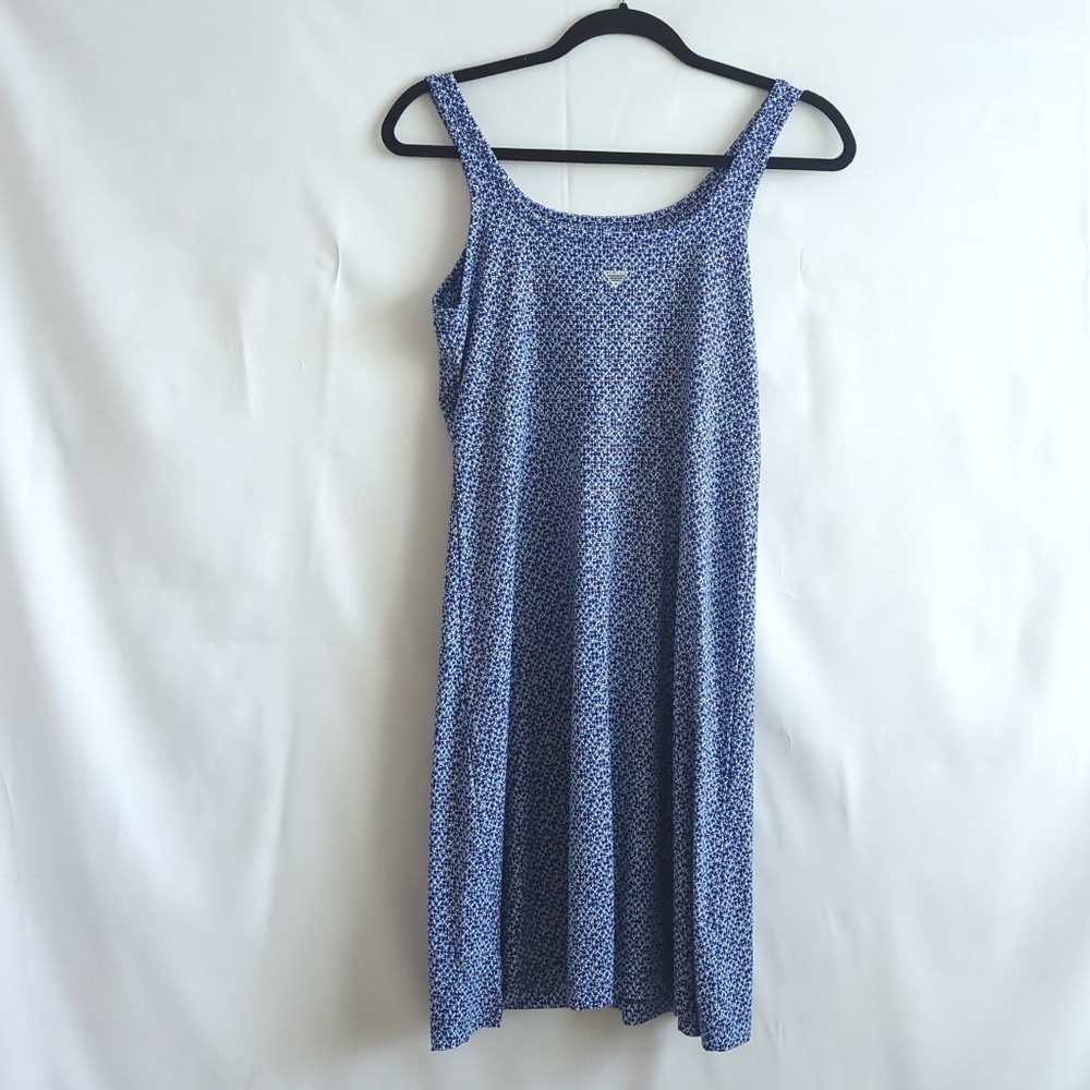 Columbia PFG Blue & White Geometric Omni-Freeze Advanced Cooling Dress Size M - Picture 2 of 8